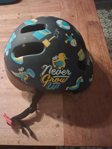 Kinderhelm beschikbaar voor biedingen