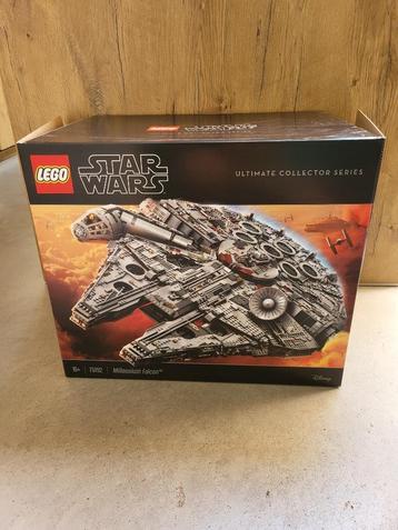LEGO Star Wars UCS Millennium Falcon (Set 75192) beschikbaar voor biedingen