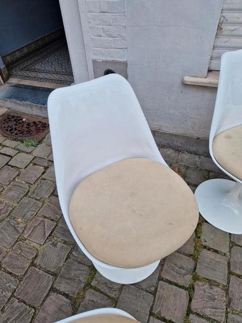 5 chaises style TULIP (un cousin extra), Huis en Inrichting, Stoelen, Gebruikt, Eén, Ophalen of Verzenden