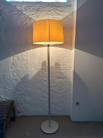 Staanlamp, Huis en Inrichting, Lampen | Vloerlampen, Ophalen, Zo goed als nieuw