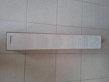 2 Toa column speakers  beschikbaar voor biedingen