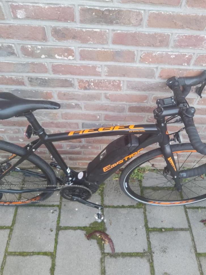 Vélo de course avec assistance : auto 130 km et 45 km rapide, Vélos & Vélomoteurs, Vélos | Vélos de course, Comme neuf, Plus de 20 vitesses