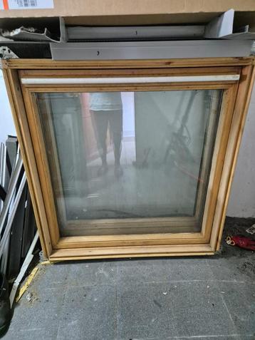 Velux dakraam met gootstukken compleet montage mogelijk beschikbaar voor biedingen