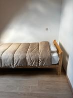 Mooi bed met spiraalbodem en kwalitatief matras, Huis en Inrichting, Ophalen, Zo goed als nieuw
