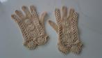 GANTS AU CROCHET ÉCRUS (+/- 80 ans), Enlèvement ou Envoi