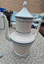 Zeer oude vintage theepot met interessante gieter, Antiek en Kunst, Ophalen of Verzenden