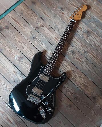 Fender Stratocaster + riem en gigbag beschikbaar voor biedingen