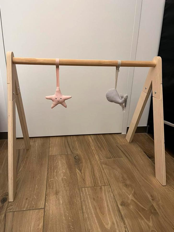 Jollein houten speelboog / babygym, Kinderen en Baby's, Speelgoed | Babyspeelgoed, Zo goed als nieuw, Babygym, Ophalen of Verzenden