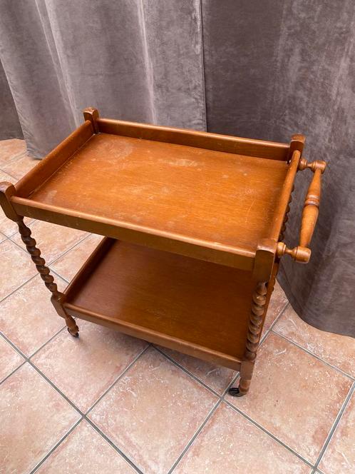 Déserte en bois sur roulettes, Huis en Inrichting, Tafels | Sidetables, Ophalen