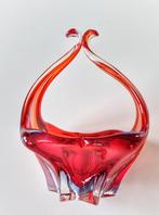 Art glass Josef Hospodka, prachtig rood mandje in glas, Ophalen
