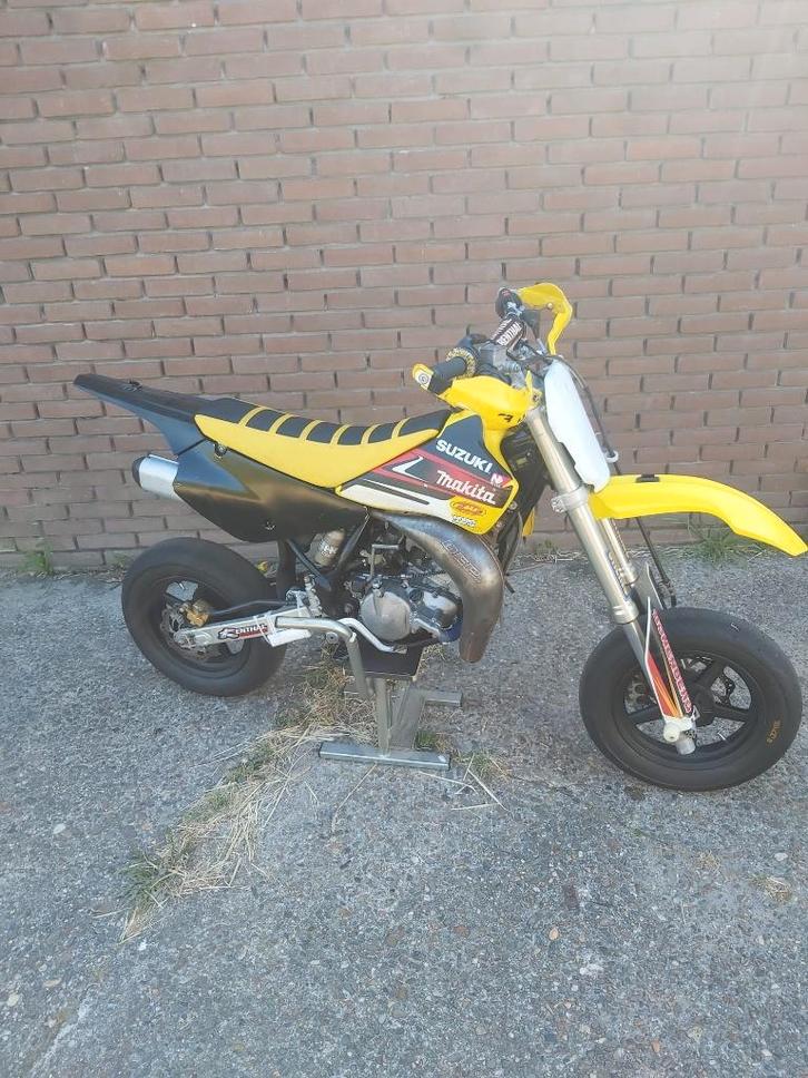 Suzuki RM 85 Supermoto / Supermotard circuit piste, Motoren, Motoren | Suzuki, Particulier, SuperMoto, Ophalen