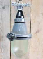 Antieke industriele hanglampen met glas uit Mijn mijnlampen, Métal, Moins de 50 cm, Enlèvement ou Envoi, Neuf