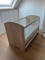 Kwaliteitsvol houten kinderbed met spijlen, Ophalen, Matras