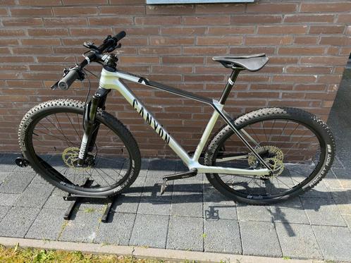 Canyon full carbon mtb, Fietsen en Brommers, Fietsen | Mountainbikes en ATB, Ophalen