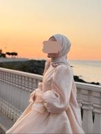 Champagnekleurige gelegenheidsjurk - abiye, Kleding | Dames, Jurken, Ophalen, Zo goed als nieuw, Maat 34 (XS) of kleiner, Overige kleuren