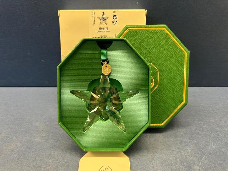 Swarovski Kerstster 2025,  Kerst Ornament 2025, Verzamelen, Swarovski, Nieuw, Figuurtje, Ophalen of Verzenden
