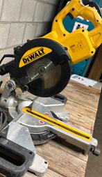 Dewalt dwd774 QS, Doe-het-zelf en Bouw, Gereedschap | Zaagmachines, Ophalen, Zo goed als nieuw, Afkortzaag