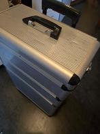 Make up of hairstyliste trolley 3 vakken, Ophalen