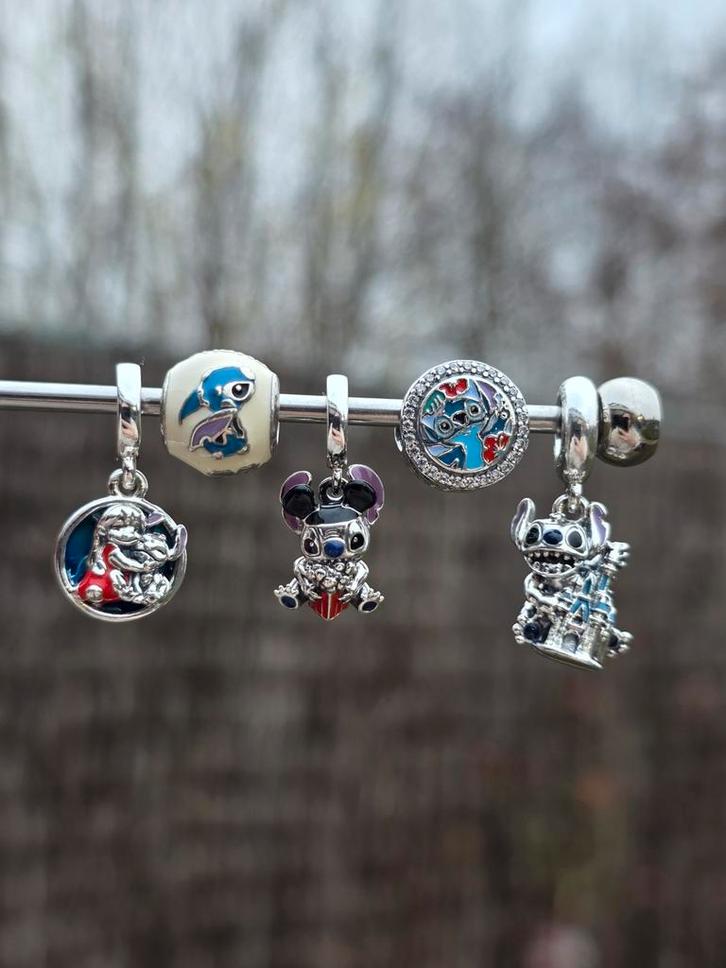 Breloques Disney Pandora Stitch, Bijoux, Sacs & Beauté, Piercings, Enlèvement ou Envoi