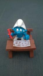 Superschtroumpf  Elève 4.0220, Collections, Schtroumpfs, Enlèvement ou Envoi, Utilisé, Autres Schtroumpfs, Poupée, Figurine ou Peluche