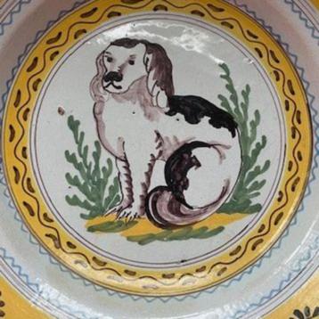 Assiette faïence Vieux Bruxelles - dessin chien (collectionn