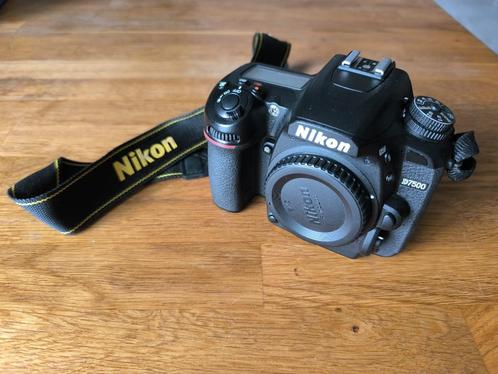 Appareil photo NIKON D7500 + Objectif 35mm 1.8 et 70-300mm, Audio, Tv en Foto, Fotografie | Onderwatercamera's, Camera, Ophalen