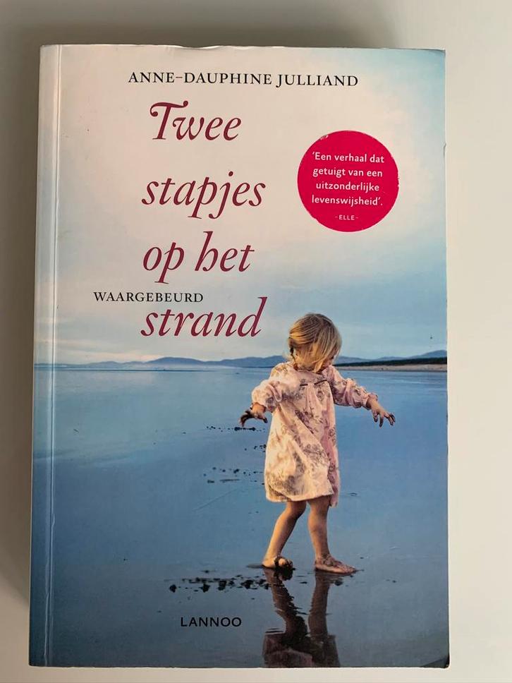 Anne-Dauphine Julliand - Twee stapjes op het strand, Boeken, Overige Boeken, Zo goed als nieuw, Ophalen