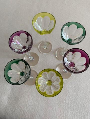 Verres sur pied en cristal saint Lambert  beschikbaar voor biedingen