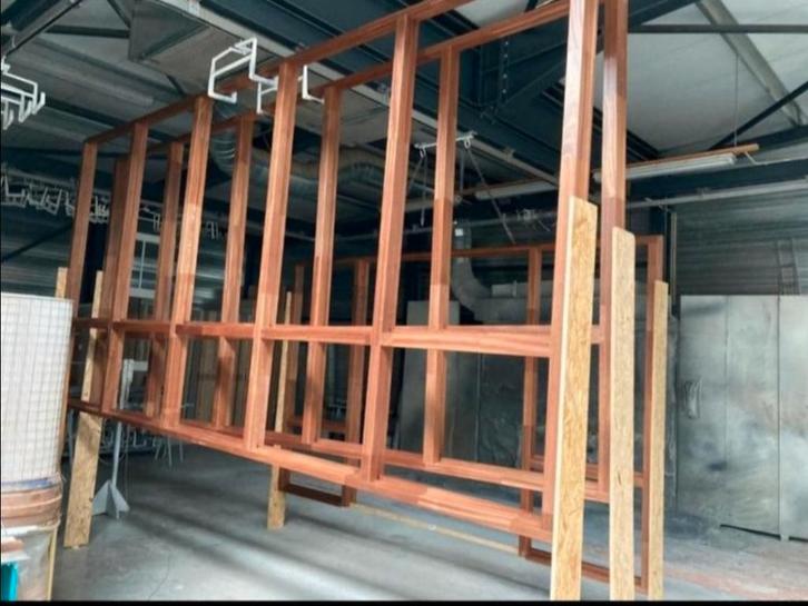 Hardhouten kozijnen, Doe-het-zelf en Bouw, Raamkozijnen en Schuifdeuren, Nieuw, Raamkozijn, Hout, 225 cm of meer, 225 cm of meer