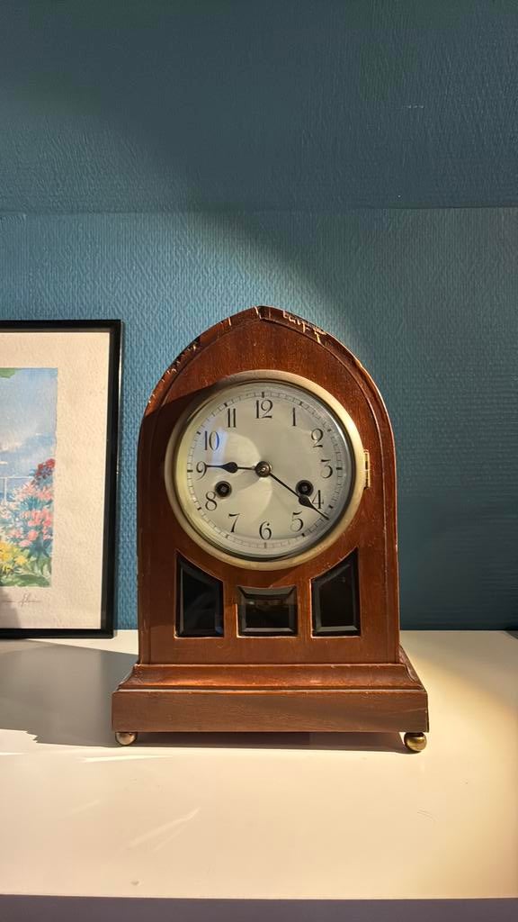 Antieken klok, Ophalen