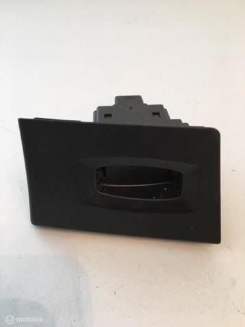 Kaartlezerslot BMW 3-serie E90 ('05-'08) 6954719 beschikbaar voor biedingen
