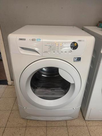 Droogkast Zanussi 8kg Condesatie met waterbak 150€  beschikbaar voor biedingen