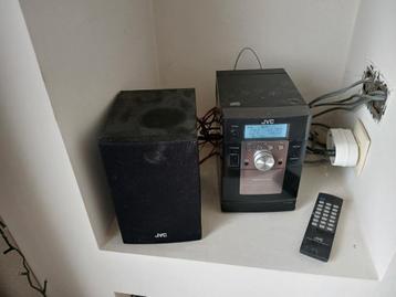 JVC stereoketen, radio cd en casettespeler beschikbaar voor biedingen