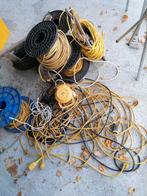 Allerlei kabels, Doe-het-zelf en Bouw, Elektriciteit en Kabels, Ophalen