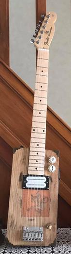 Cigar box gitaar, Muziek en Instrumenten, Snaarinstrumenten | Gitaren | Elektrisch, Ophalen of Verzenden, Nieuw, Hollow body, Overige merken