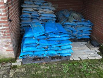 zandzakken beschikbaar voor biedingen