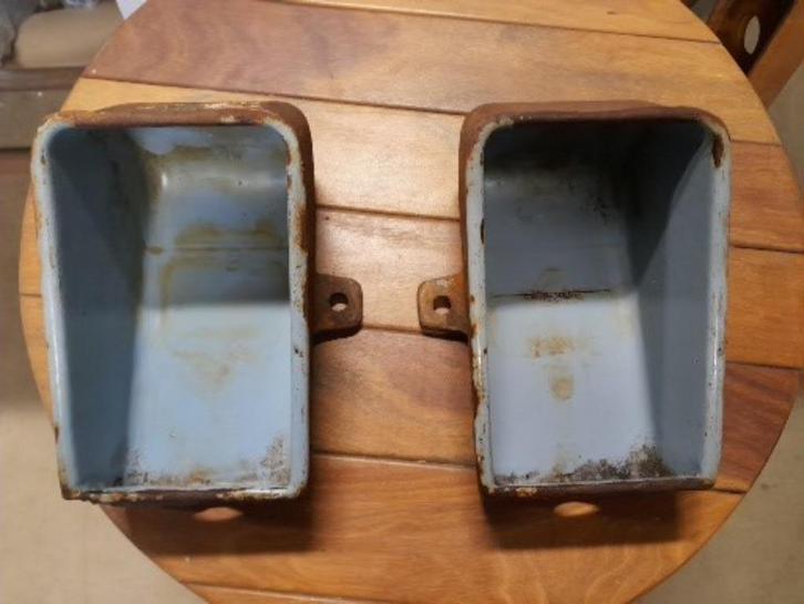 oude metalen koeien drinkbak voor bloementjes, Tuin en Terras, Tuinwanddecoratie, Gebruikt, Ophalen