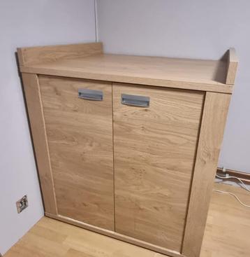 Commode beschikbaar voor biedingen