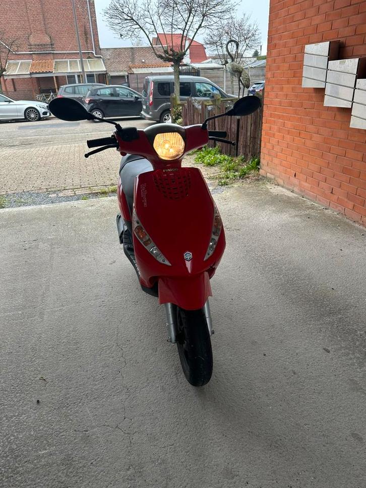 Piaggio Zip 2T (B klasse), Fietsen en Brommers, Scooters | Piaggio, Zo goed als nieuw, Zip, Klasse B (45 km/u), Benzine, Ophalen