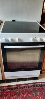 Vitrokeramisch fornuis 60 cm AEG recent, weinig gebruikt, Electroménager, Cuisinières, Classe énergétique A ou plus économe, 85 à 90 cm