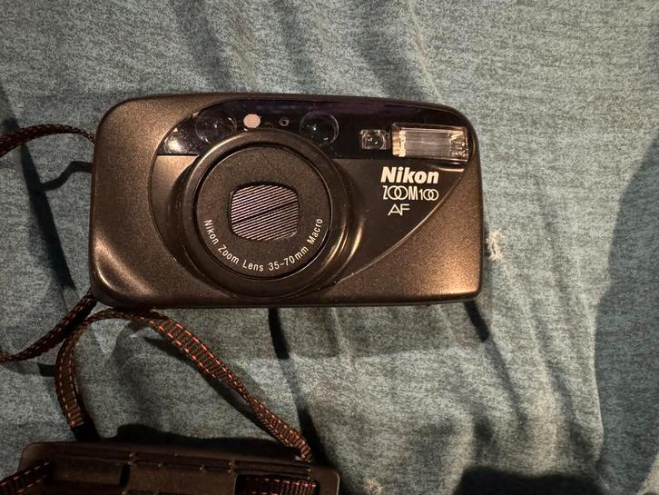 Nikon Zoom 100 AF appareil analogique 1993 collection, TV, Hi-fi & Vidéo, Appareils photo analogiques, Utilisé, Compact, Nikon