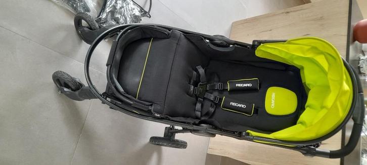 buggy recaro, Kinderen en Baby's, Kinderwagens en Combinaties, Zo goed als nieuw, Combiwagen, Verstelbare duwstang, Ophalen