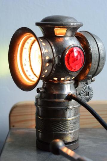 Lampe à vélo "Alphonse" beschikbaar voor biedingen