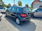 Mercedes B180 automaat, Auto's, Automaat, Zwart, 4 cilinders, Leder en Stof