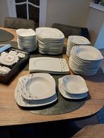 Eetservies, Huis en Inrichting, Keuken | Servies, Ophalen, Zo goed als nieuw, Porselein, Compleet servies