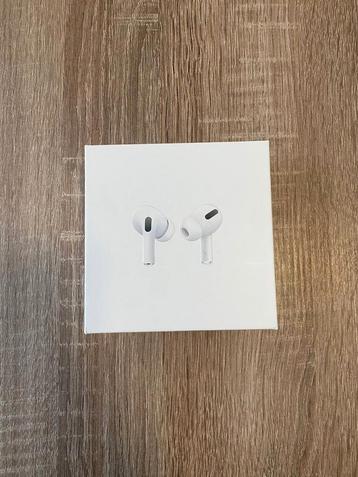 Airpods pro 2/ met doos en oplader.