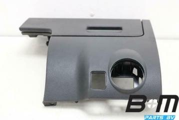 Dashboardafdekking linksonder VW Tiguan 5N 5M1858210B beschikbaar voor biedingen