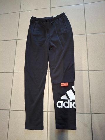 Nieuw adidas broek maat 152 beschikbaar voor biedingen