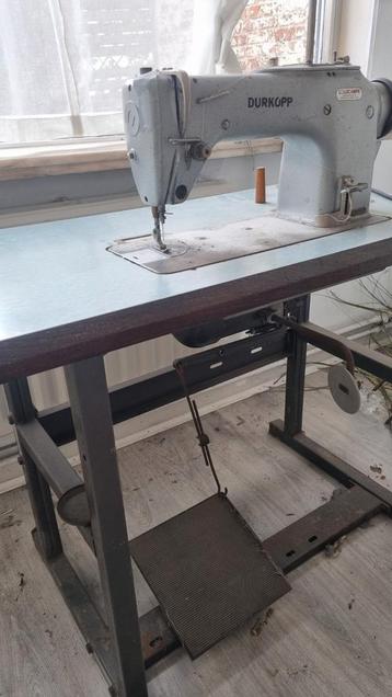 Durkopp naaimachine beschikbaar voor biedingen