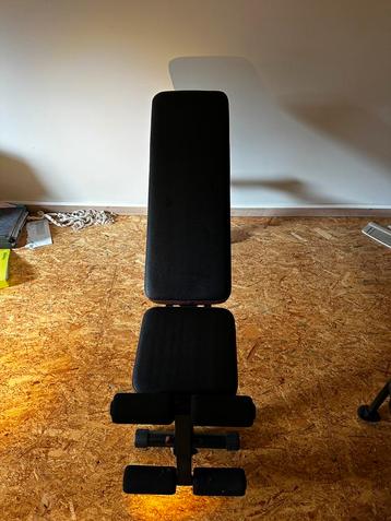 Corenght bench **nooit gebruikt** beschikbaar voor biedingen